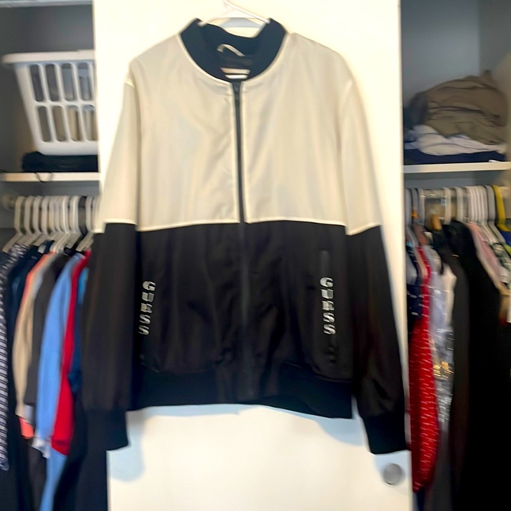 Guess Jacket - Mens or Women’s - fits small - XL but fits more for a L, worn 1X